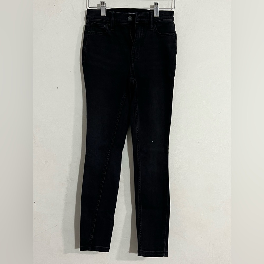 Calvin Klein Size 24 Women’s Skinny Jeans Black